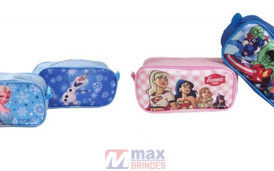 Estojo em Lona e Nylon - Tam.: 22 x 10 cm.